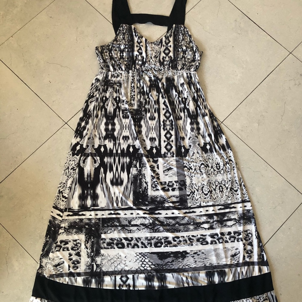 Black and white dress